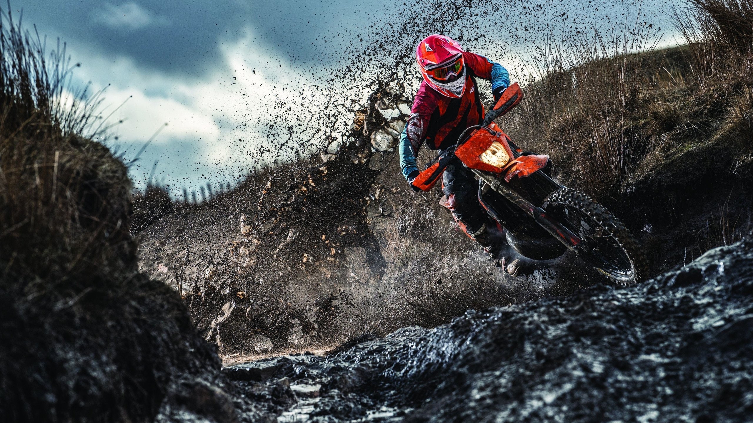 开云官方-云达不莱梅惨败收场，连续输球难振士气，云达不莱梅vs美因茨